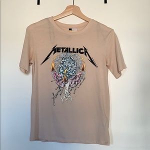 Metallica graphic band tee